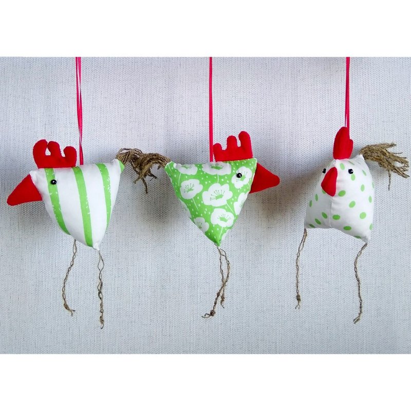 Handmade green chickens, Farm garland, Chicken bird toys - Wall Décor - Cotton & Hemp Green