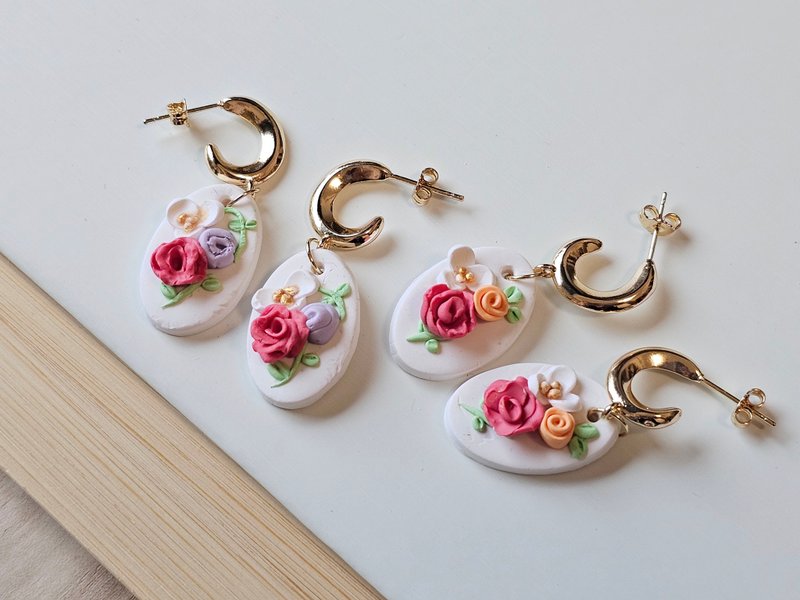 Flowers polymer clay earrings - ต่างหู - ดินเผา ขาว