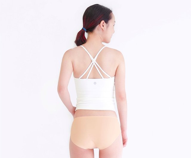 Mukasa] Seamless Panties - Skin Color - MUK-23991 - Shop mukasa Women's  Sportswear Bottoms - Pinkoi