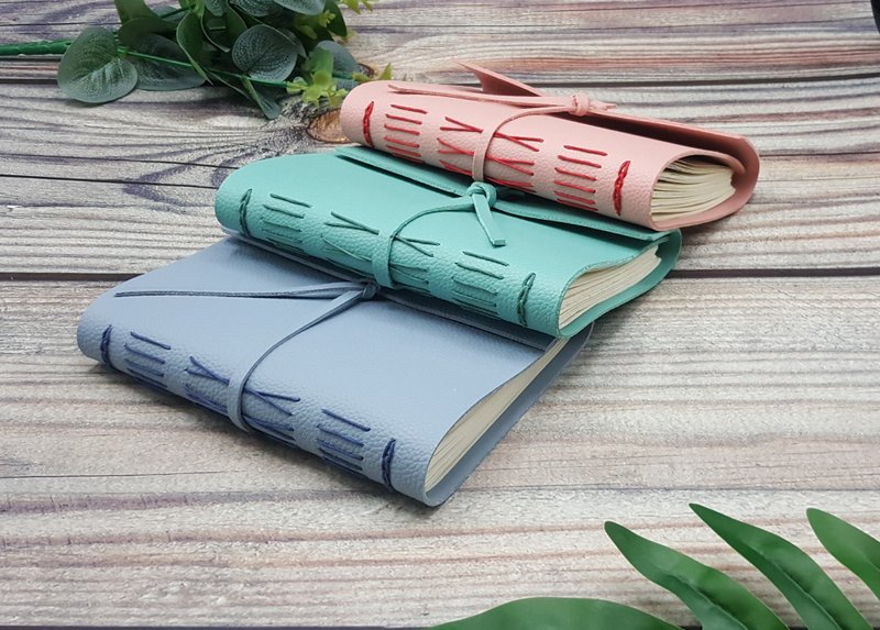 Pastel Journal with Skinny Cord - 筆記本/手帳 - 人造皮革 