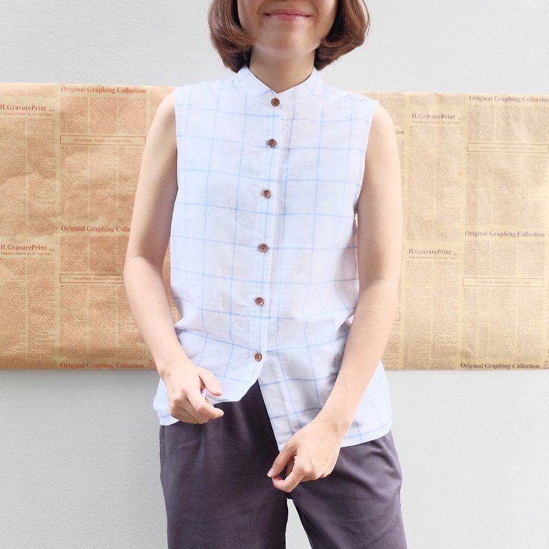 Mandarin Collar Top : White x Blue (Linen) - 女上衣/長袖上衣 - 棉．麻 白色