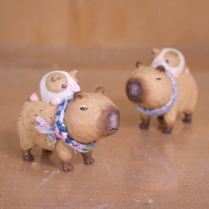 Capybara Taxi - Stuffed Dolls & Figurines - Resin Orange