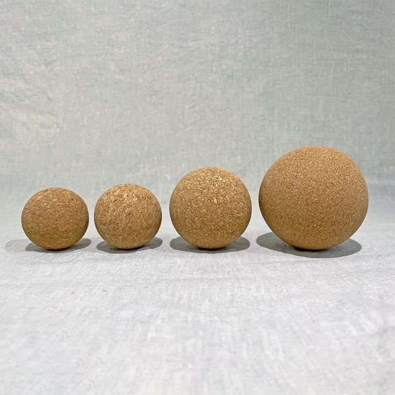 Yoga Ball Natural Cork Massage Ball Fascia Ball Pocket Fascia Ball Soft Ball Game Ball Grip Ball - Fitness Equipment - Cork & Pine Wood Brown