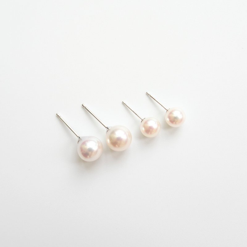 日本の18KホワイトゴールドAKOYA海水真珠のイヤリング|チェリーブロッサムピンク（6/8 mm） - ピアス・イヤリング - 真珠 ホワイト