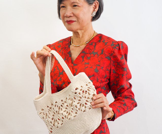 Hand knitted, crocheted red handbag top / Shoulder bag