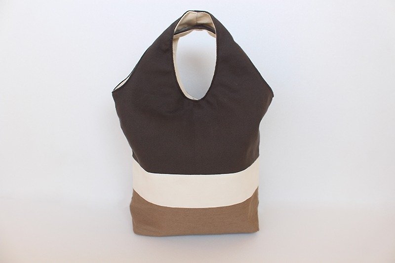 Stitching color magnet buckle handbag - brown / totes - กระเป๋าถือ - ผ้าฝ้าย/ผ้าลินิน 