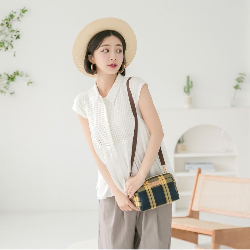 [Classic Plaid-Mufei Bag] Made in Taiwan direct sliding mobile phone multi-partition cross-body waterproof bag - กระเป๋าแมสเซนเจอร์ - วัสดุกันนำ้ 