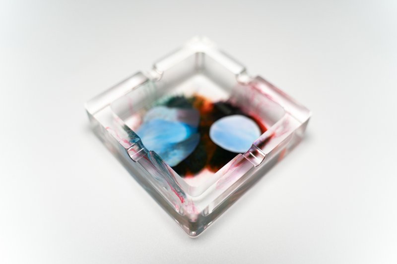 Pills 月野兔幻化變身 煙灰缸 燭台 - 擺飾/家飾品 - 樹脂 多色