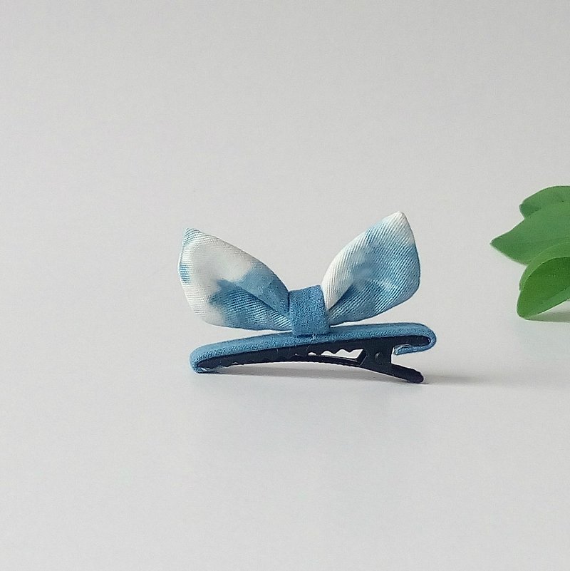 Rabbit Ear Hairpin Stereo Blue Stained Cute Bow Hairpin Original Handmade Rabbit Ear Pattern - เครื่องประดับผม - ผ้าฝ้าย/ผ้าลินิน สีน้ำเงิน