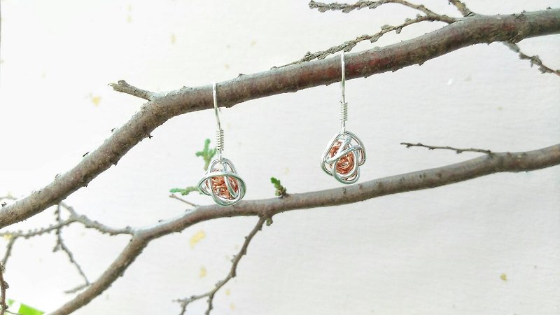 Handmade (Two Color) Copper Wire Wrapped Earrings - ต่างหู - โลหะ สีทอง