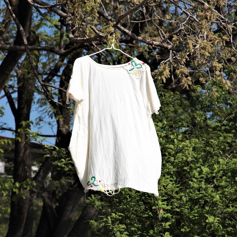 Dolman Pullover to pick flowers - เสื้อผู้หญิง - ผ้าฝ้าย/ผ้าลินิน ขาว