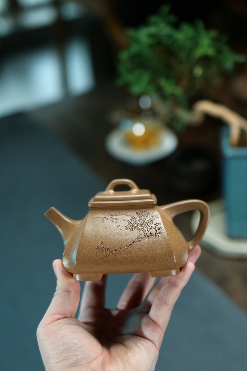 送禮紫砂壺茶壺四方抽角石瓢 全手藏品  段泥 240ml 14孔 李峰作 - 茶壺/茶杯/茶具 - 陶 灰色