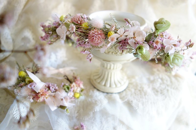 Wedding Floral Series ~ Light Sweet Garland Wrist Flower Set - เครื่องประดับผม - พืช/ดอกไม้ สึชมพู