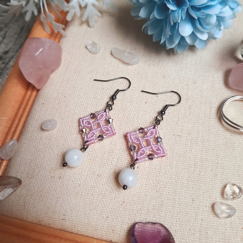 E052-Hand-woven classical window flower series earrings ups and downs - Earrings & Clip-ons - Nylon Pink