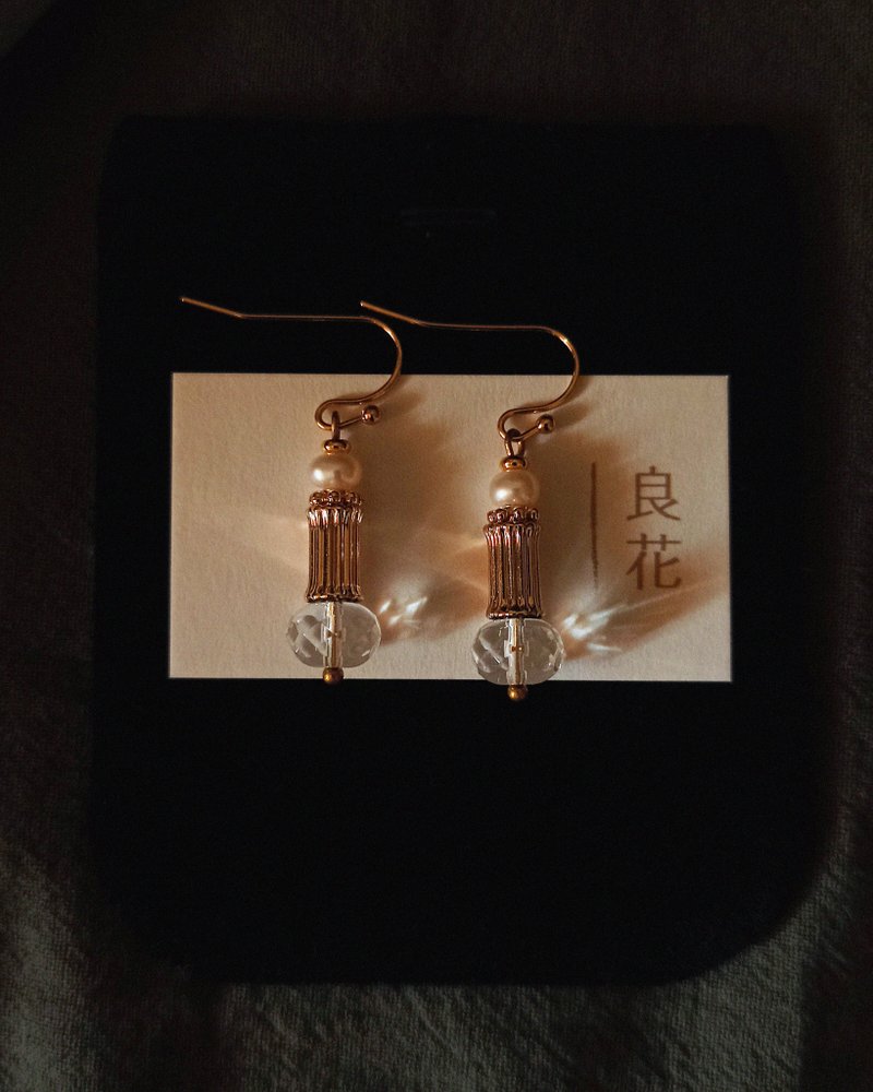 Classical Roman column short earrings/transparent - Earrings & Clip-ons - Copper & Brass Transparent