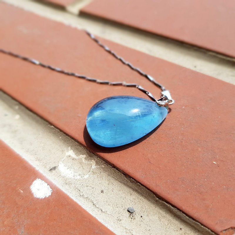 Girl Crystal World - [aqua glass beads] - aquamarine necklace pendant with 925 sterling silver chain - สร้อยคอ - เครื่องเพชรพลอย สีน้ำเงิน