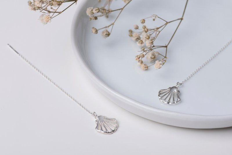 。海の中で。 NO.07-2ホローシェルロングチェーンピアス/ 925スターリングシルバー - ピアス・イヤリング - スターリングシルバー シルバー