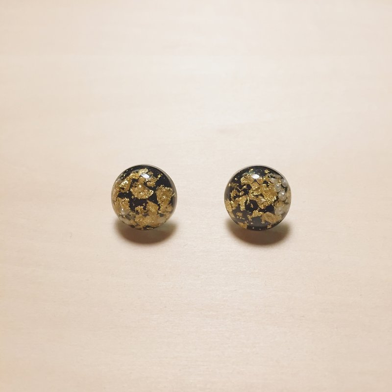 復古黑金箔珍珠丸子耳環 - 耳環/耳夾 - 樹脂 黑色