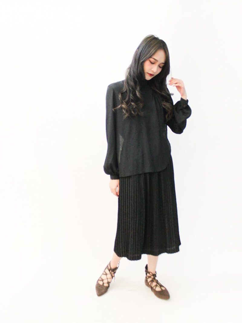 日本製復古花朵刺繡黑色長袖古著洋裝 Japanese Vintage Dress - 連身裙 - 聚酯纖維 黑色