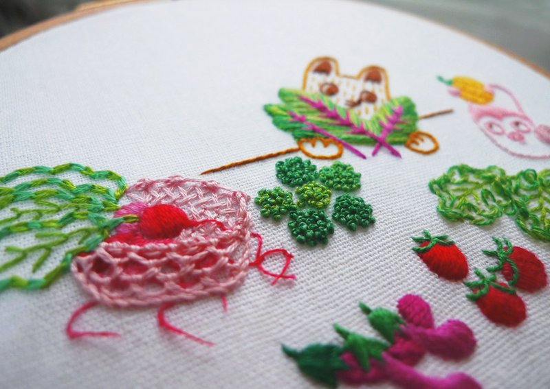 (Personal reservation for 2 classes) 14 stitches from basic to advanced embroidery using common concepts of vegetables - Knitting / Felted Wool / Cloth - Cotton & Hemp 