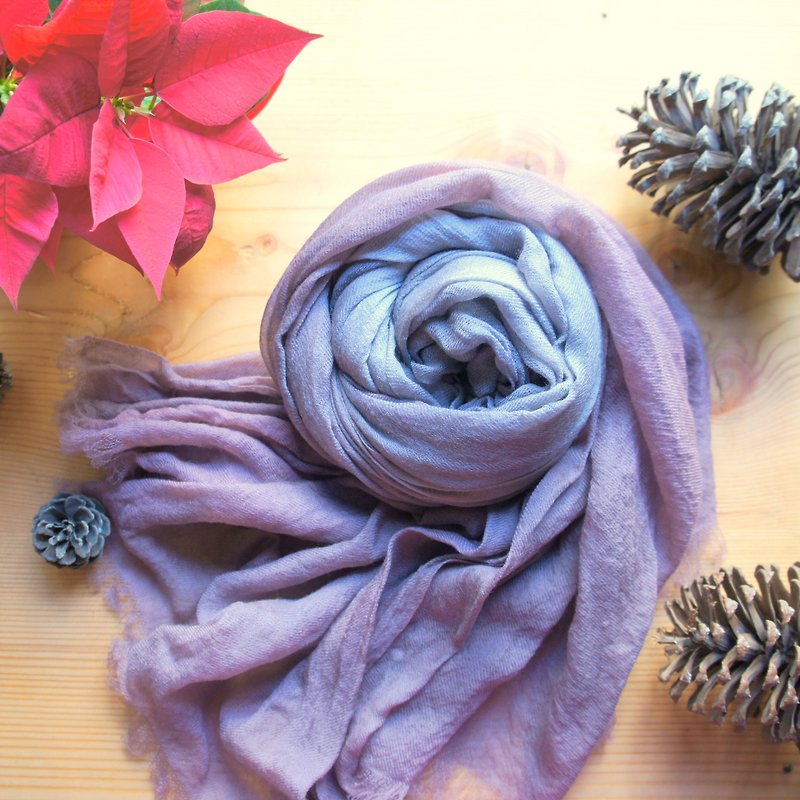 Vegetable dyes wool scarf - Rose - ผ้าพันคอ - ขนแกะ สีม่วง