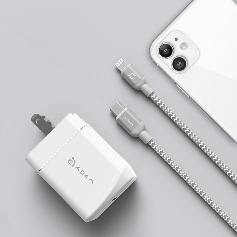 ADAM 亞果元素 OMNIA F1  PD / QC 3.0  極速充電快充組 - 行動電源/充電線 - 塑膠 白色