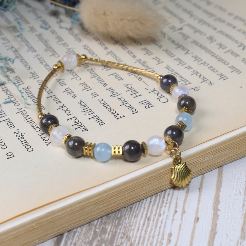 Moon Shadow Bronze bracelet Moonstone / cordierite / Aquamarine brass customized Mother's Day gift - Bracelets - Copper & Brass Blue