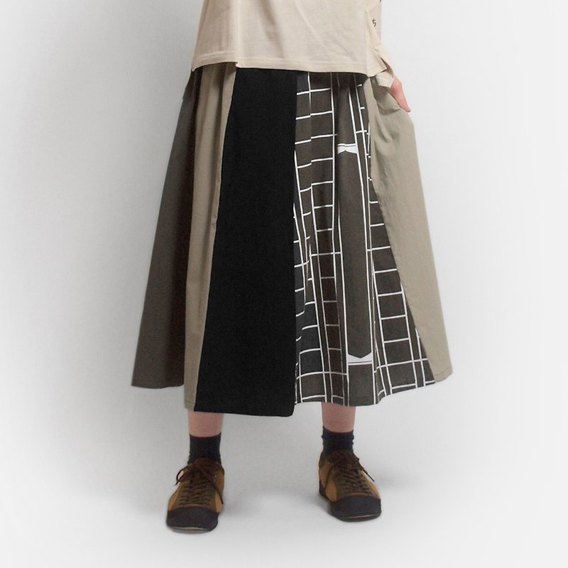 Large manuscript paper print contrast stitching skirt - กระโปรง - ผ้าฝ้าย/ผ้าลินิน หลากหลายสี