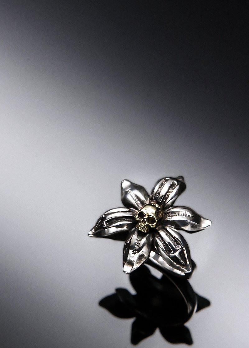 Skull Lily Petal Faith Cloud Dress Ring | YURI RING - General Rings - Sterling Silver Silver