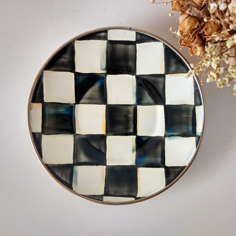 Black and white grid 6吋 painted plate - Small Plates & Saucers - Enamel Multicolor