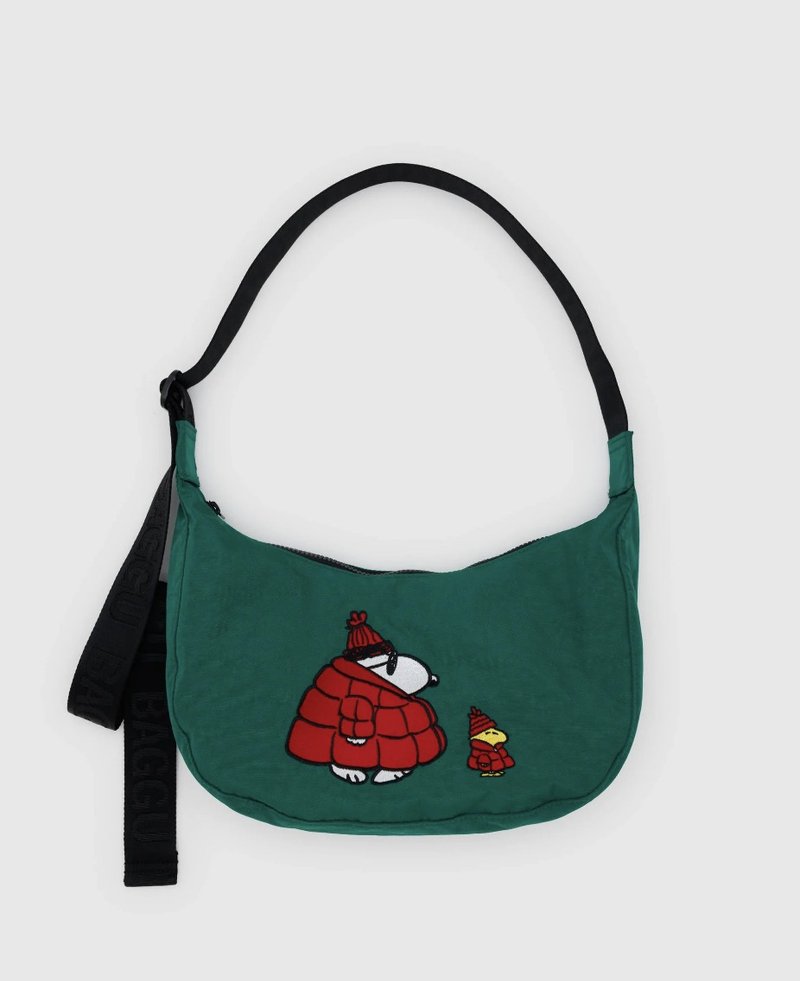 BAGGU - Nylon Crossbody Moon Bag - Snoopy Woodstock (Limited Embroidery Edition) - กระเป๋าแมสเซนเจอร์ - วัสดุกันนำ้ สีเขียว