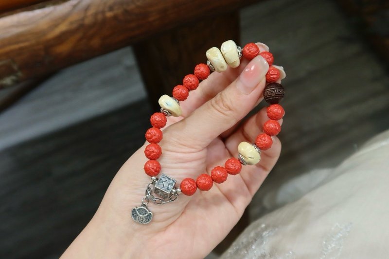 天然高品質紅砂硃砂手鏈 雙面雕刻財富一生 本命年必備 招財闢邪 - 手鍊/手環 - 水晶 