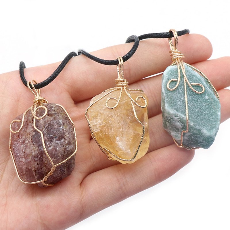 [Elohim Healing Center] Crystal raw stone gold wire pendant | pink and white amethyst Stone aventurine - Necklaces - Jade 