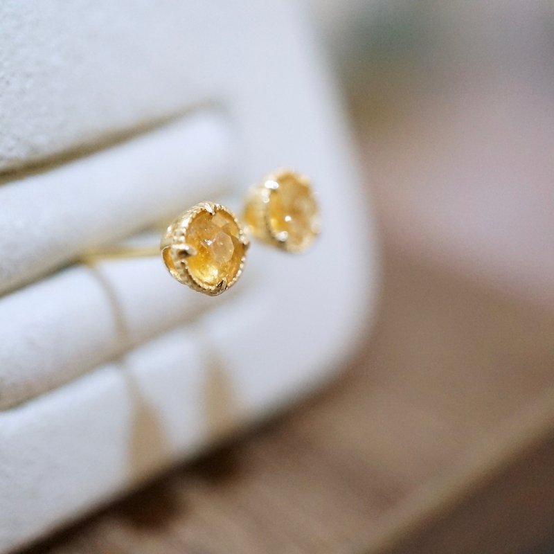ITS-E121[Pure Silver Gold-plated Lace Hollow Citrine Earrings] Faceted Gemstone Earrings - Earrings & Clip-ons - Gemstone Yellow