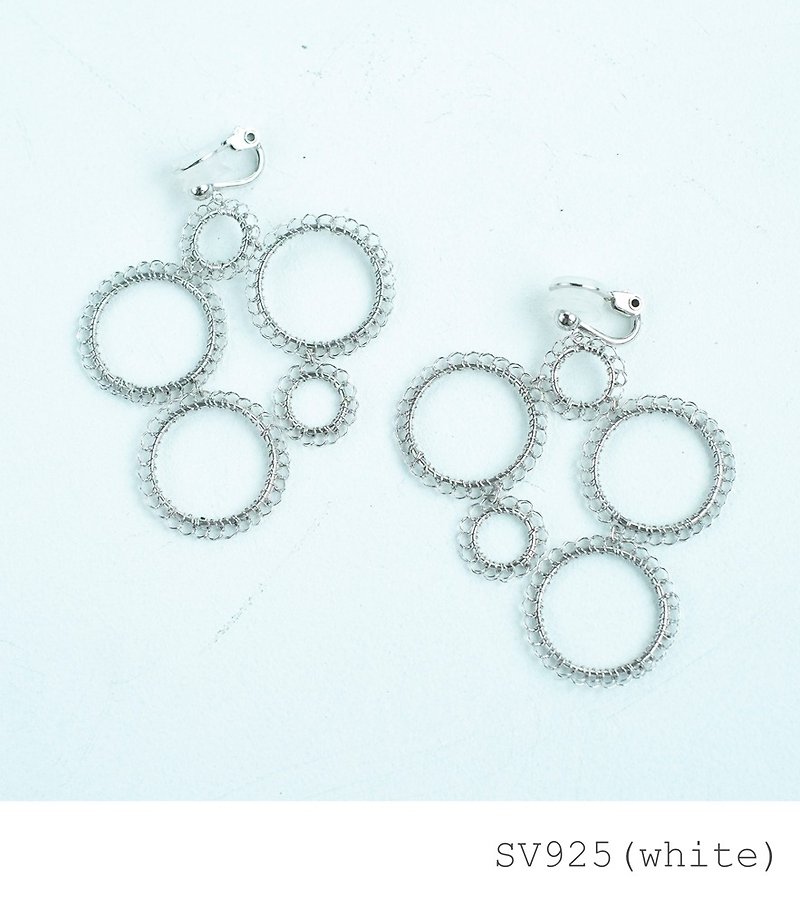Bukubuku Earrings - 耳環/耳夾 - 其他金屬 灰色
