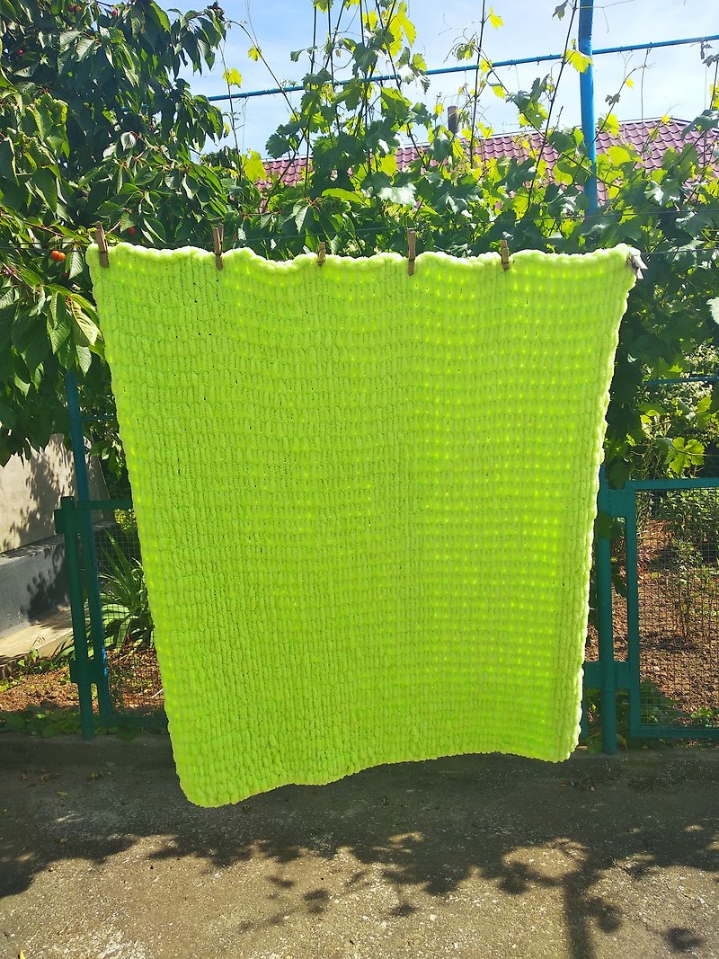 Handmade light green baby blanket - Blankets & Throws - Other Materials Green