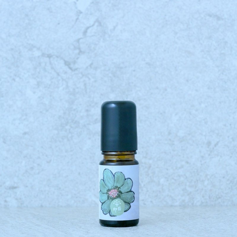 小綠人Oil - 第四脈輪 5ml - 阿育吠陀 心輪 精油滾珠瓶 - 身體乳/按摩油 - 植物．花 透明
