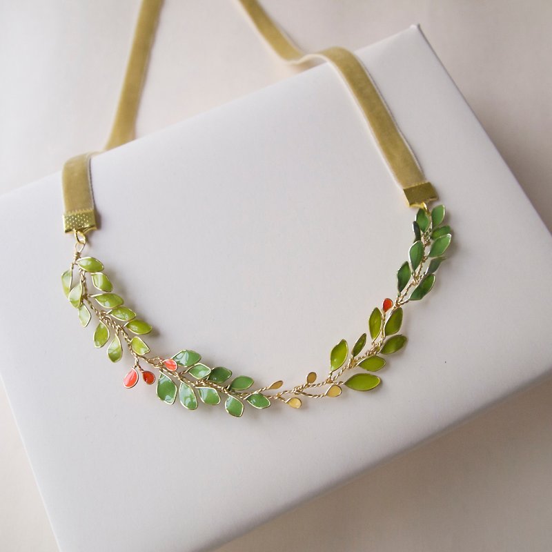 Aramore Autumn Leaves Necklace - Chokers - Other Materials Multicolor