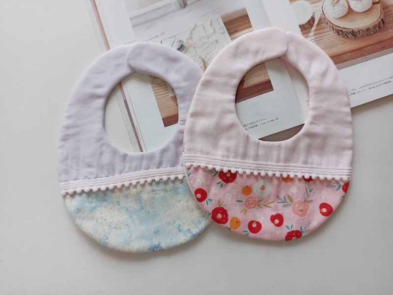 [Shipping within 5 days] Small cotton ball bib full month gift baby bib bib double-sided bib - Bibs - Cotton & Hemp Multicolor