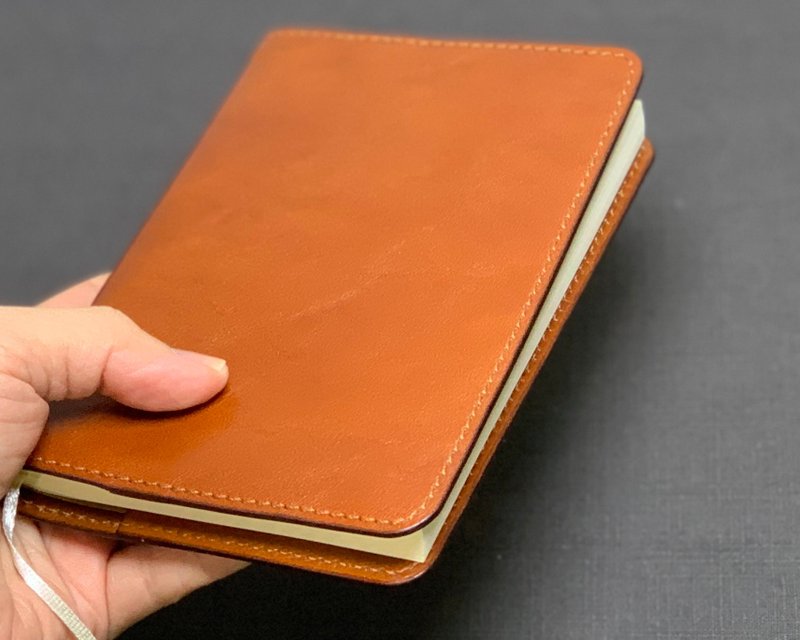【書衣書套】A6真皮書衣 - 書衣/書套 - 真皮 