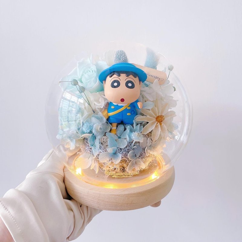 [Customized Gift] Kiitosflorist Preserved Flower Glass Ball - 15cm Crayon Shin-chan - Dried Flowers & Bouquets - Glass Blue