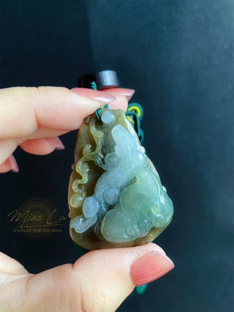 天然緬甸玉 翡翠 原皮 螭龍 如意 一葉致富 發財 包掛 禮物 車掛 - 吊飾/掛飾 - 玉石 綠色
