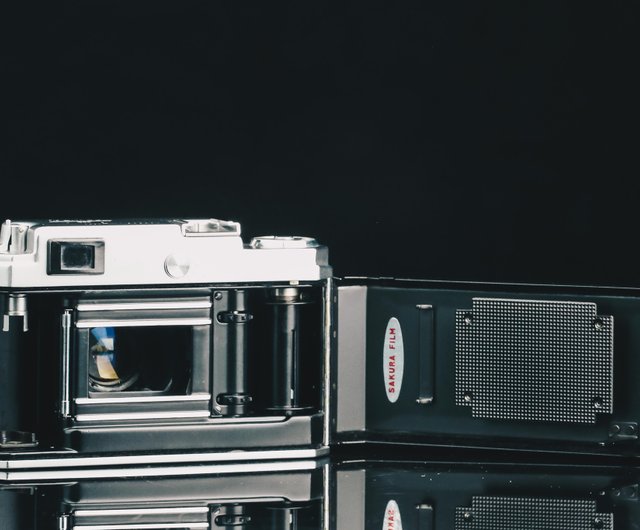 KONICA MINOLTA - レトロカメラ祭②Konica Ⅲ A   iii A Konica (I), II and III - Camera-wiki.org - The free camera