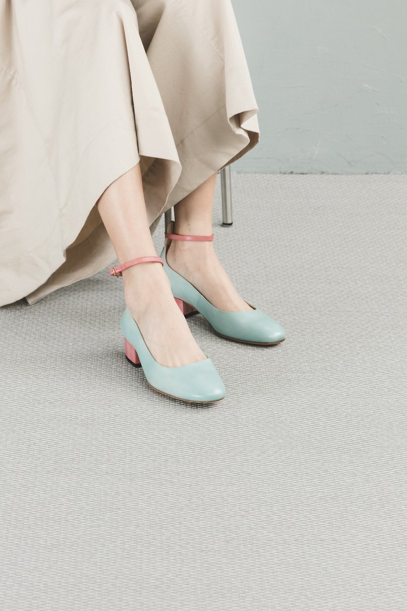 HTHREE 3.4 round head ankle strap heel shoes / water blue / Ankle Belt Heels - รองเท้าหนังผู้หญิง - หนังแท้ สีน้ำเงิน
