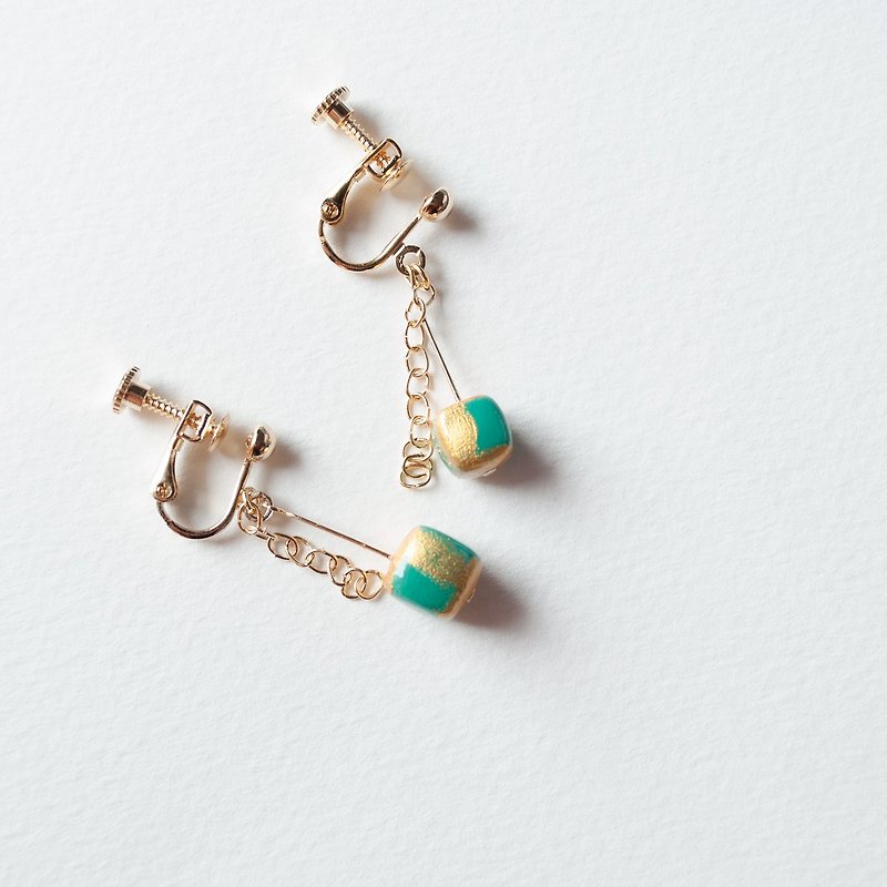 TeaTime / wind Fang Fang green + gold (earrings / ear clip) / original handmade cute pure color Fang Fang earrings ear clip earrings imported materials - Earrings & Clip-ons - Other Materials Green
