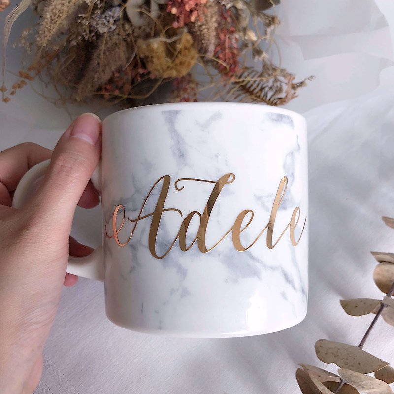 [Customized] 1 cup-Marbling with gold name mug | Wedding gifts, birthday gifts - แก้ว - เครื่องลายคราม สีทอง