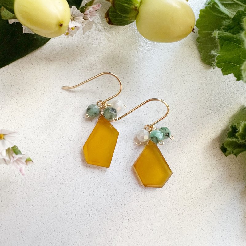 Nuts 14KGF Yellow Chalcedony Emerald Earrings - ต่างหู - เครื่องประดับพลอย สีเหลือง