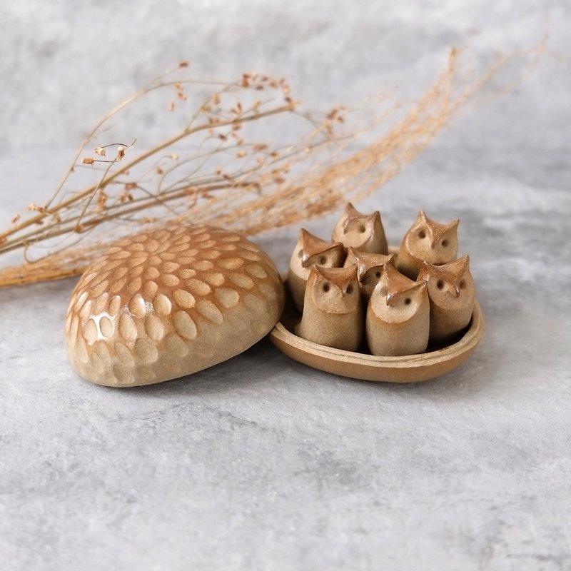 尖耳陶瓷貓頭鷹 - 花瓶/花器 - 陶 咖啡色