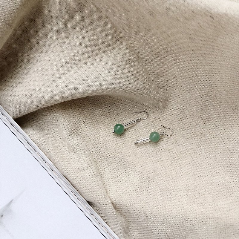 Zhu.手工耳環 - 小綠球(手工耳環/東陵石/天然石/夾式) - 耳環/耳夾 - 寶石 綠色