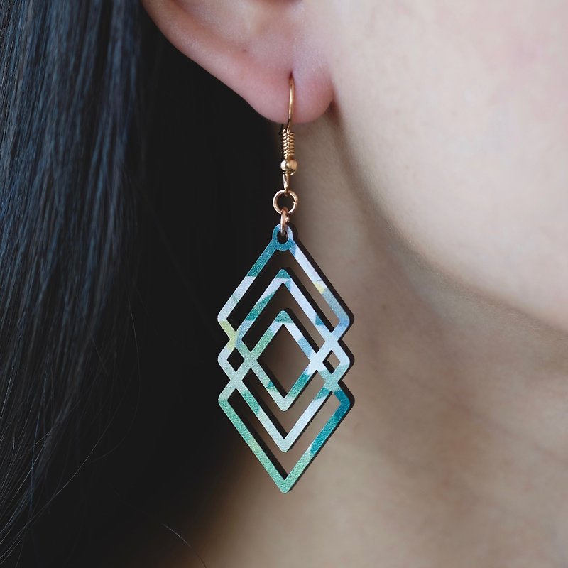 Wood earrings-Polygon green - ต่างหู - ไม้ สีเขียว